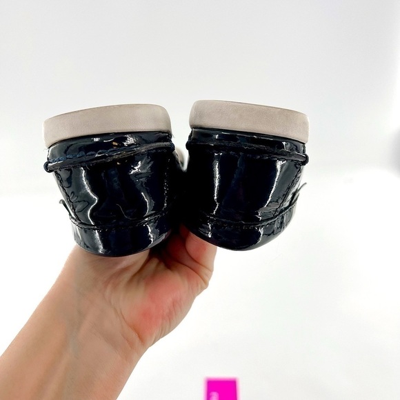 Cole Haan Grand.OS Navy Patent Leather Pinch Marine Classic Slip On Loafer 5.5 - Picture 4 of 10